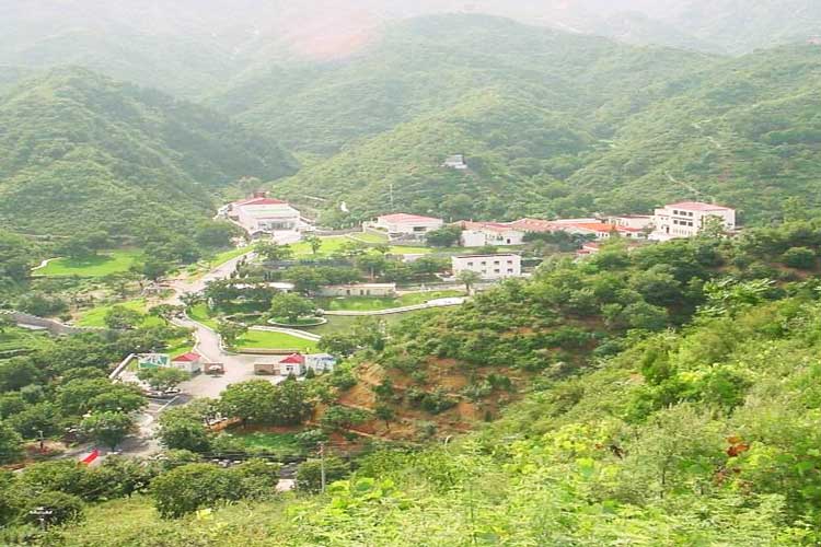 密云拓展训练基地：栗林山庄